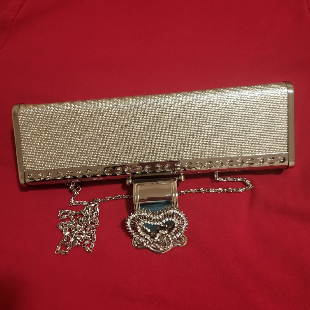 Gold Clutch - Picture 2 of 3